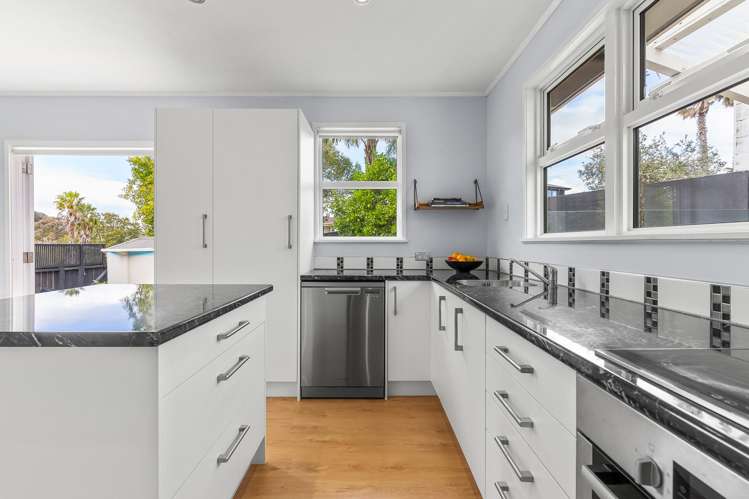 34 Mcphail Street Birkdale_1