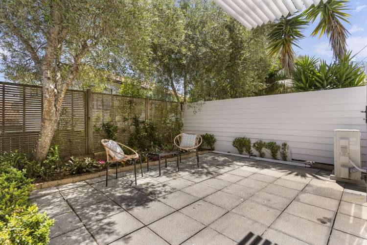 2/40 Scarlet Oak Drive Schnapper Rock_14