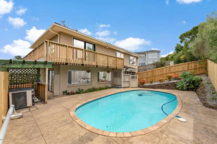 13 Helvetia Drive Browns Bay_18