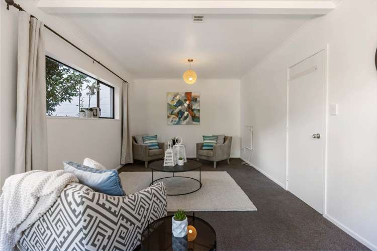 35 Sispara Place Beach Haven_9