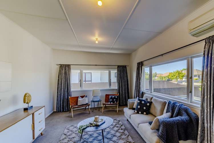 19 Flanders Avenue Onekawa_3