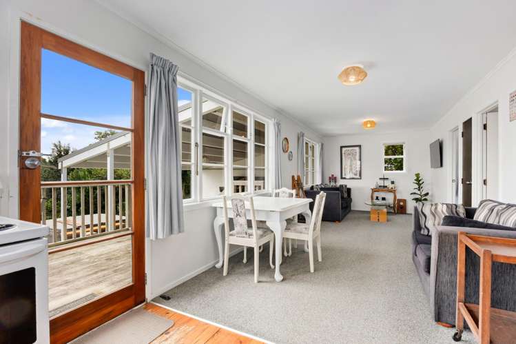 6 Cornel Circle Snells Beach_2