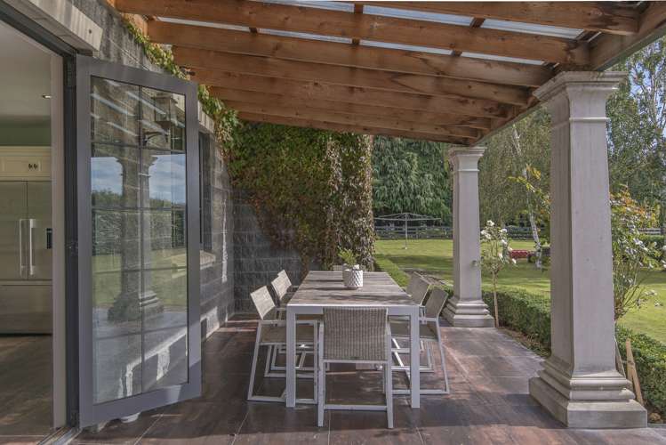 1320 Poyntzs Road West Eyreton_21