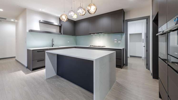 14 Greenstead Close Flat Bush_25