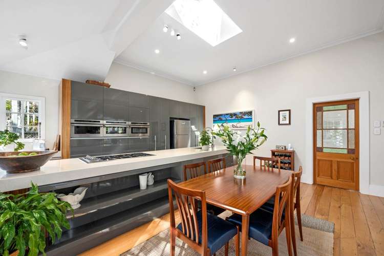 38 Ewen Alison Avenue Devonport_13