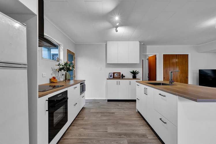 3/166 Ngamotu Road Spotswood_7