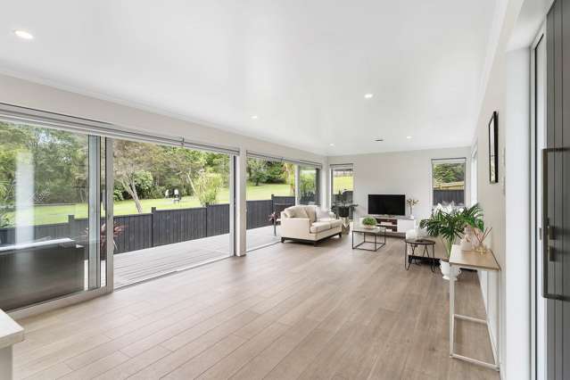 67 Athena Drive Totara Vale_1