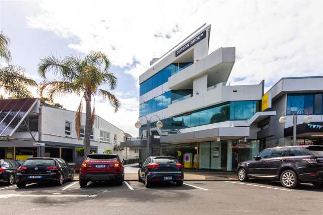 Level 2/95 Hurstmere Road Takapuna_1