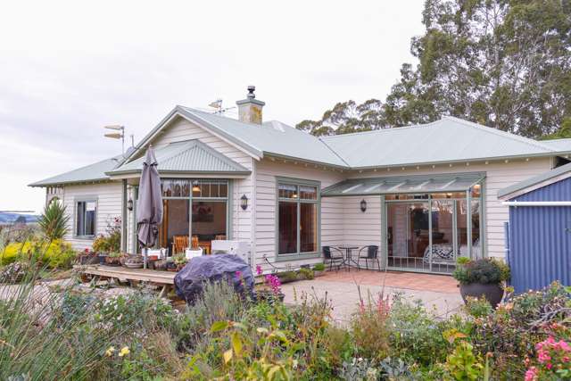 24 Stephen Road Browns_1