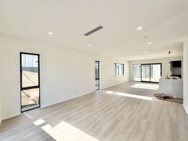 9 Tukutata Crescent Milldale_2