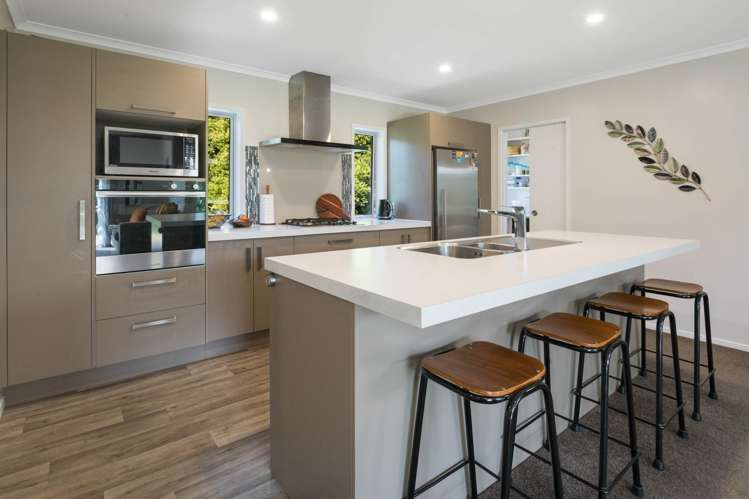 52 Orchard Road Waihi_10