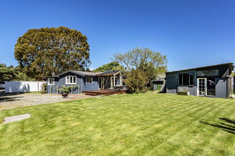 16 Penfold Square, Leithfield Beach_0