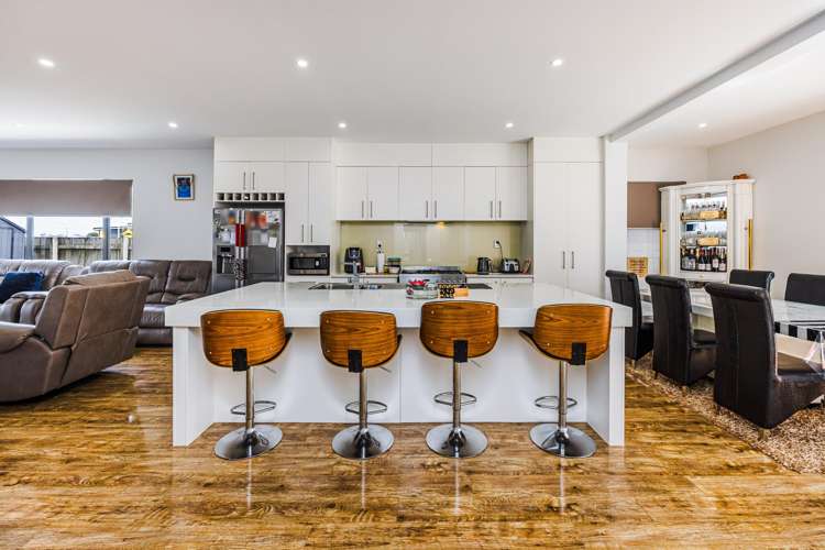 32 Helianthus Avenue Flat Bush_6