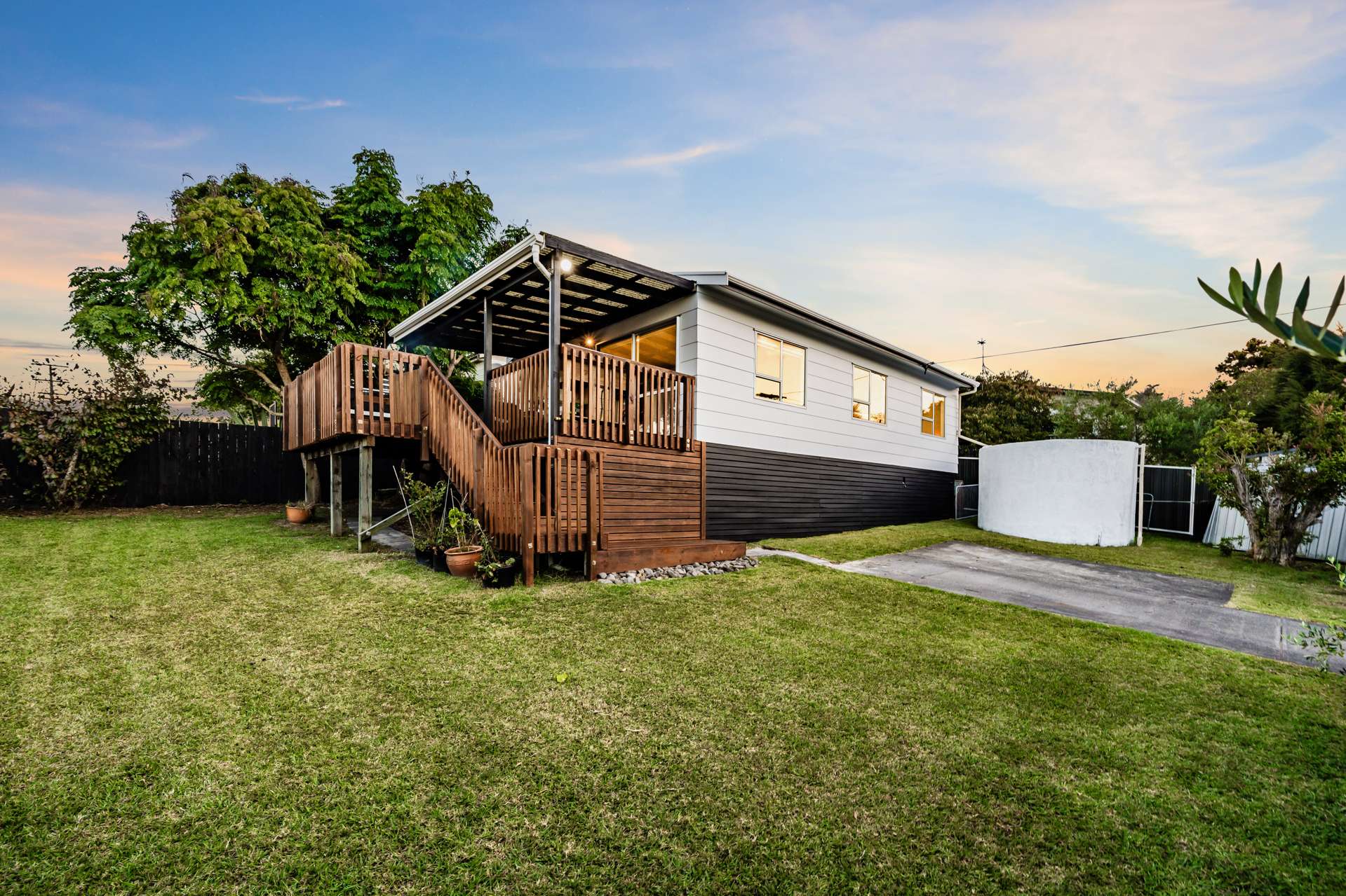 77b Elliston Crescent Stanmore Bay_0