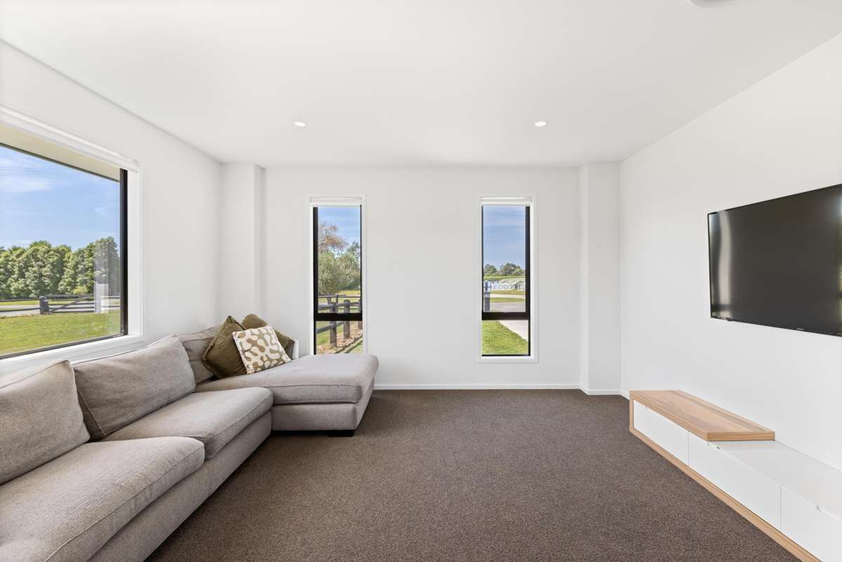 5 Brook Street North_5