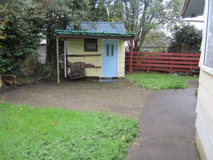 2/20 Tyndall Street Pahiatua_7