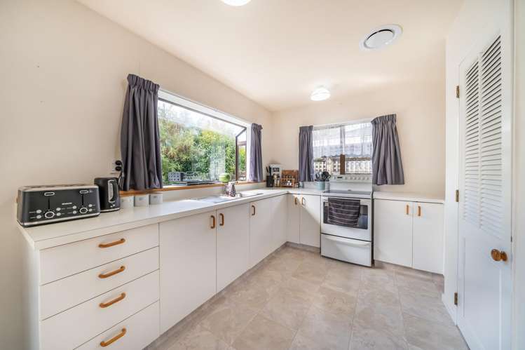 2/12 Raukawa Street Stokes Valley_3