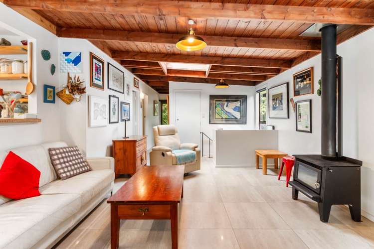 112 Woodlands Park Road Titirangi_10