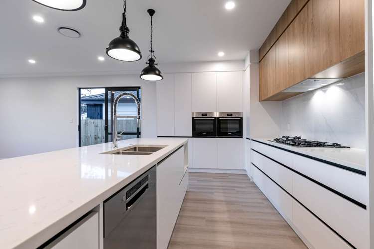 12 Puruatanga Road Wainui_9