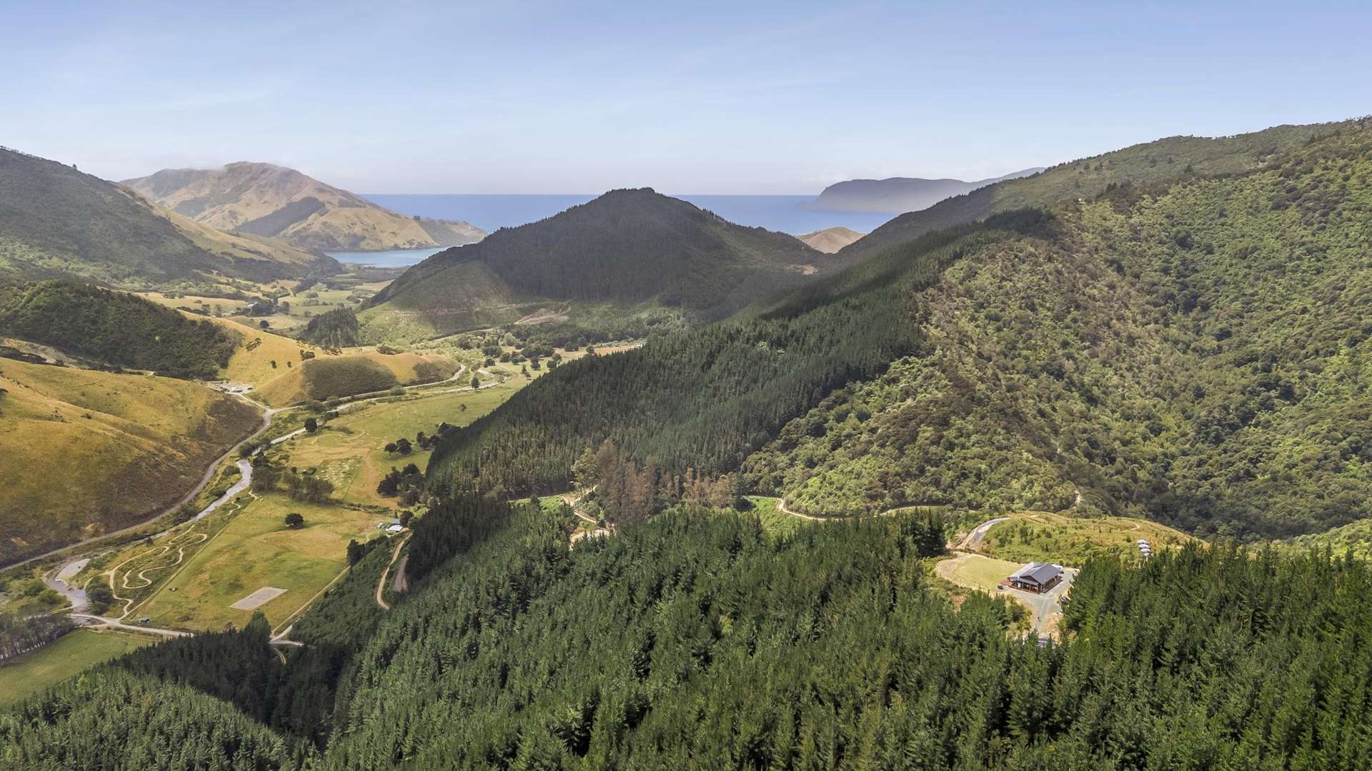 194 Cable Bay Road Hira_0