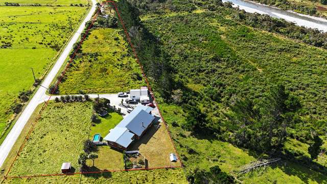 12 Sunderland Street Waimangaroa_1
