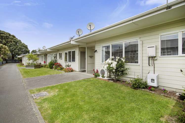 3/44 Britannia Street Petone_9