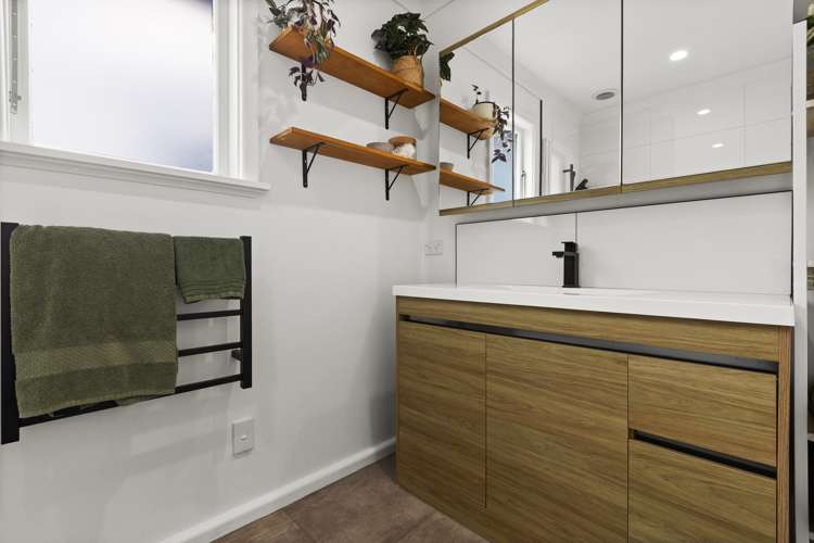 5 Gavin Black Street Meeanee_18