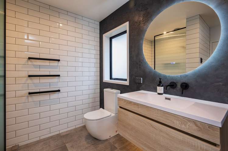 2/6 Vinter Terrace Mount Albert_15