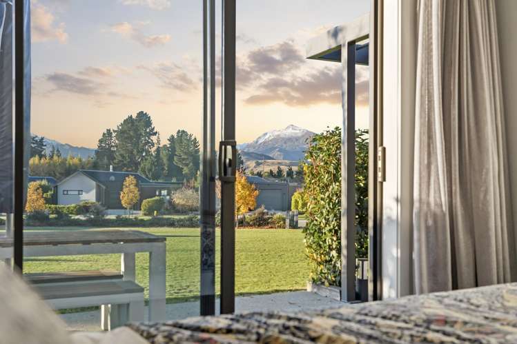 9 Mount Creighton Crescent Wanaka_11
