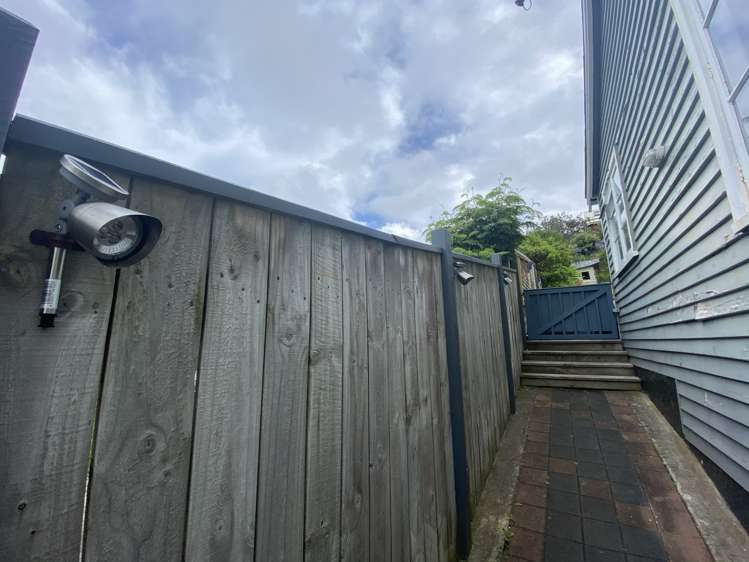 7 Onepoto Road Titahi Bay_18