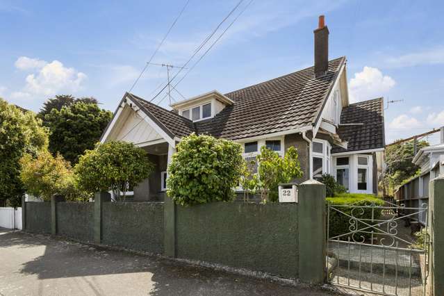Iconic Petone Villa! Double Income!