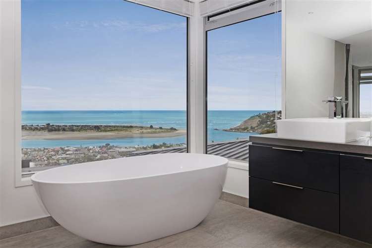 95 Glenstrae Road Redcliffs_15