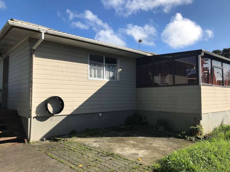 10 Ngatira Place Clendon Park_1