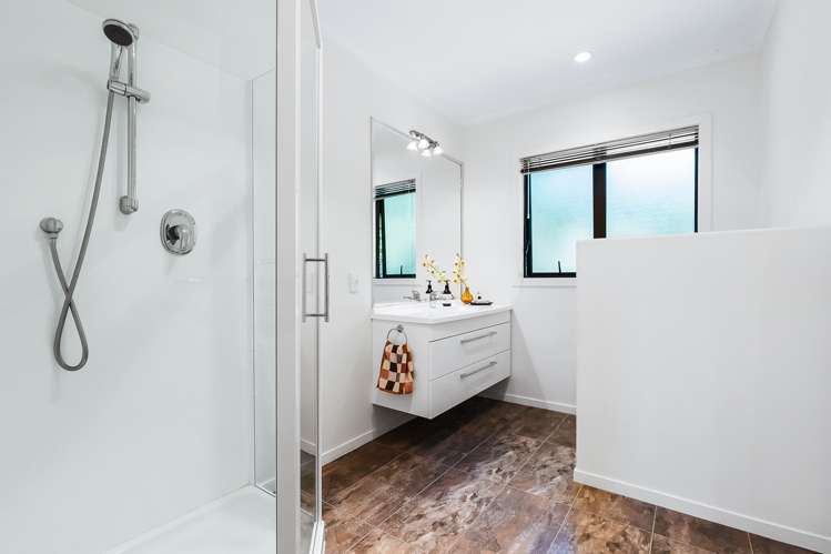 14 March Brown Place Nukuhau_23