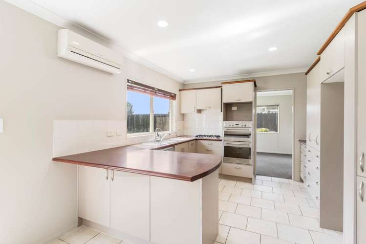 1 Takatu Place Takanini_12