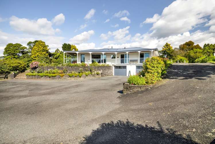 911 Plymouth Road Koru_44