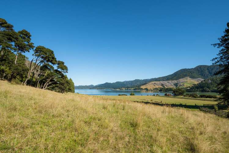 5552 Kenepuru Road Waitaria Bay_23