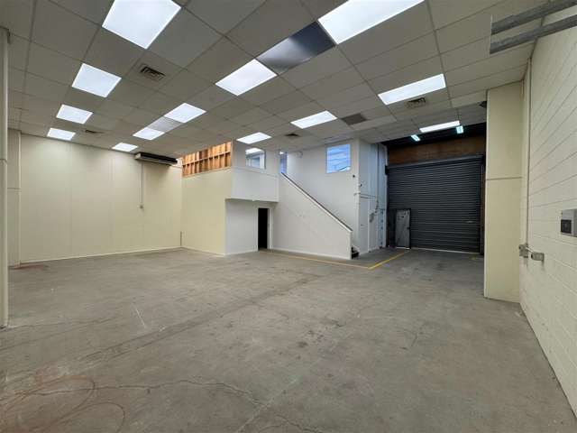 Unit 1, 22 Railway Avenue Alicetown_1