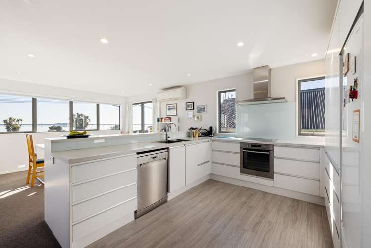 6 Mccormacks Bay Road Mount Pleasant_2