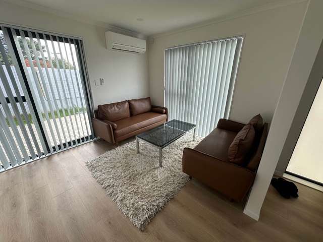 8A Gardiner Grove Mangere East_3