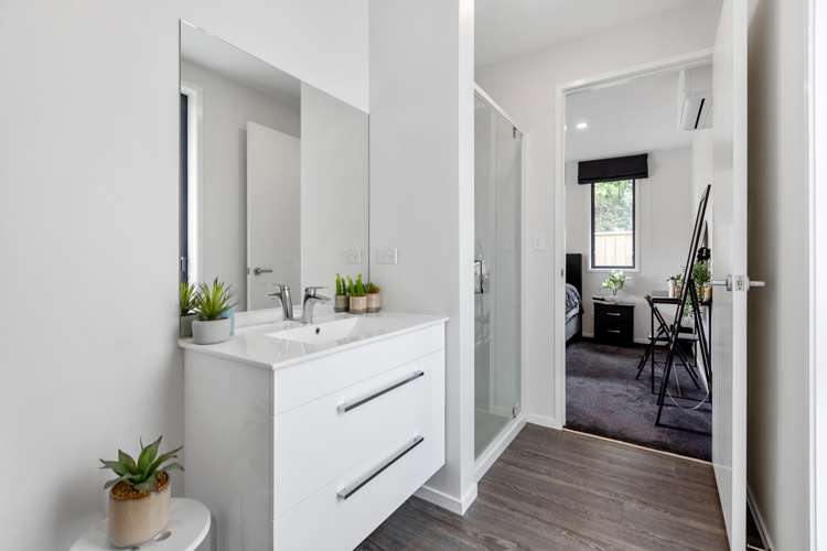 14 Maple Grove Solway_11