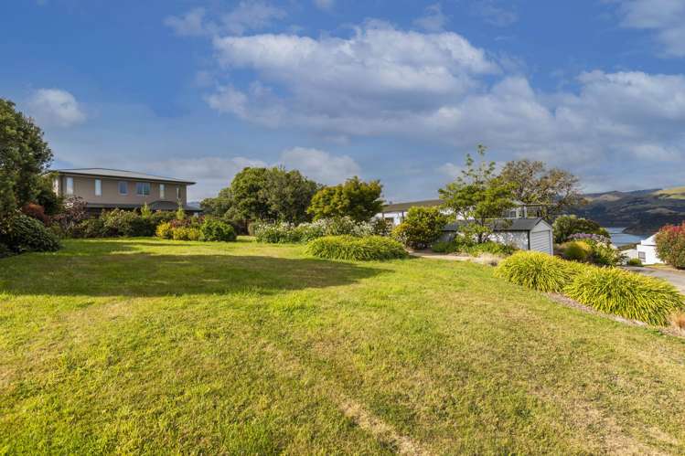 24 and 26 Ngaio Grove Duvauchelle_20