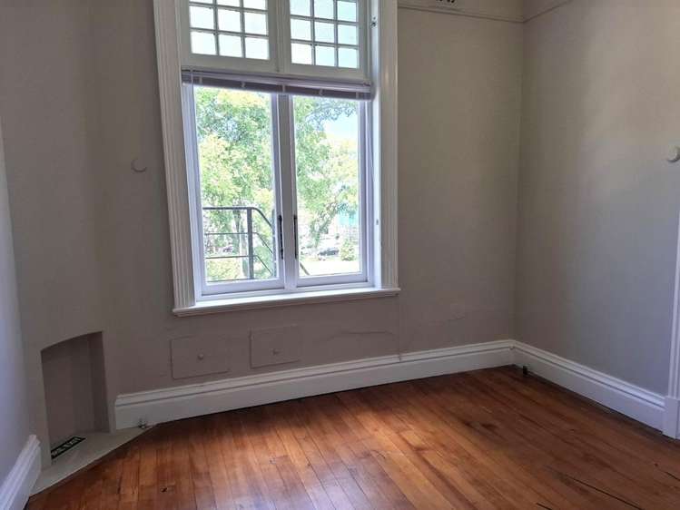 Room 2/Level 2, 1 Dowling Street Dunedin_1