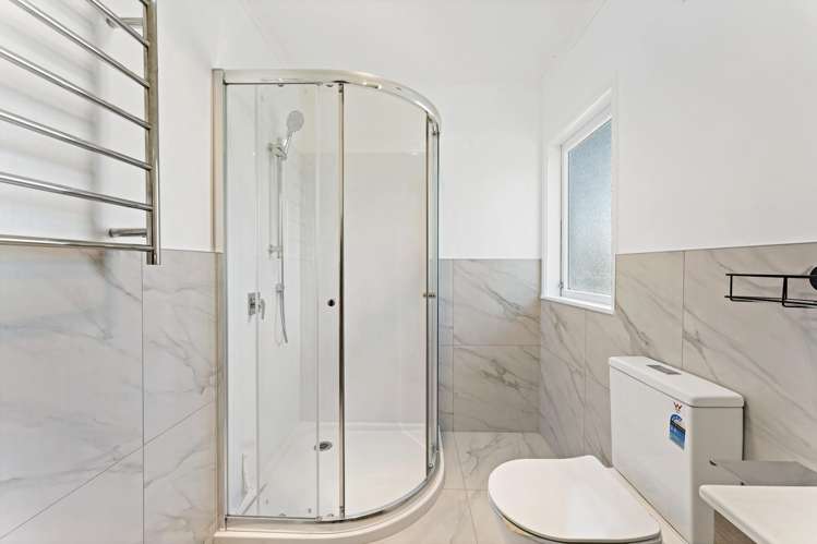 29 Glamorgan Drive Torbay_12