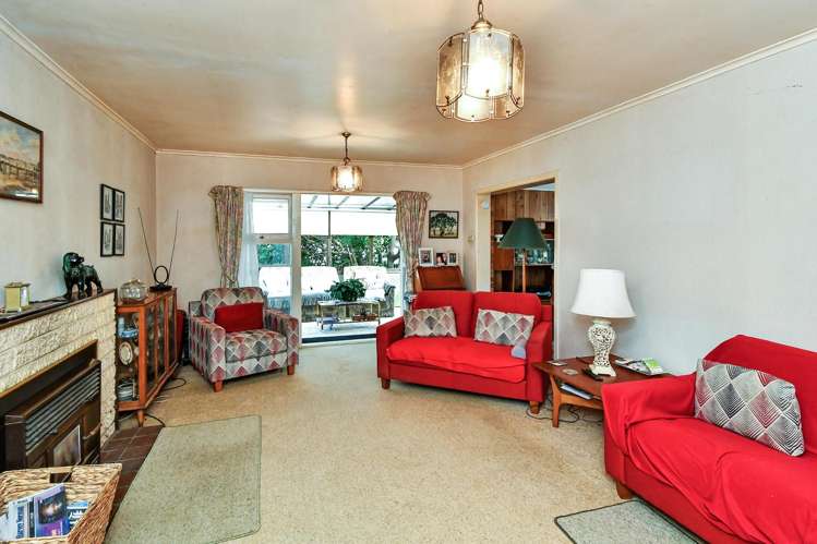 19 Blanes Road Weymouth_6