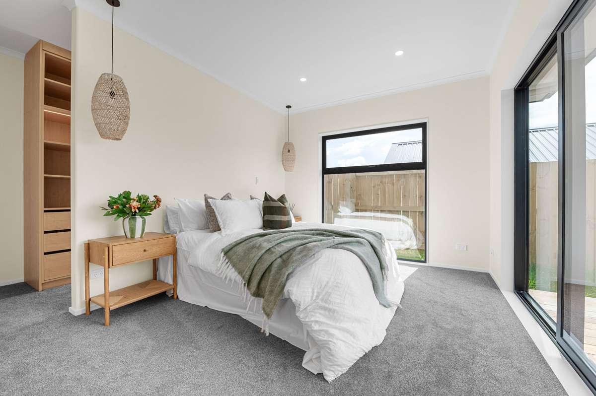 238 + 238a Baverstock Road_2