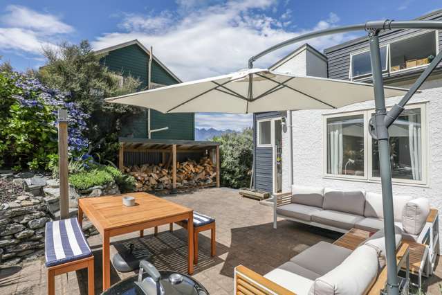 13b Dart Place Fernhill/Sunshine Bay_2