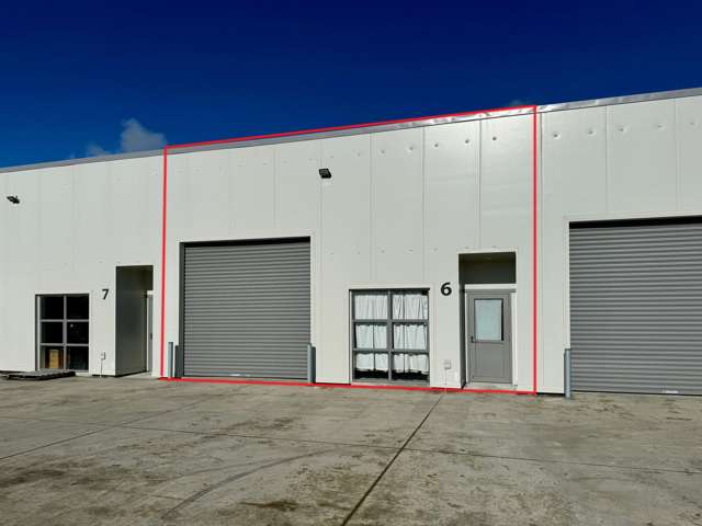 Modern 170sqm unit in Bell Block