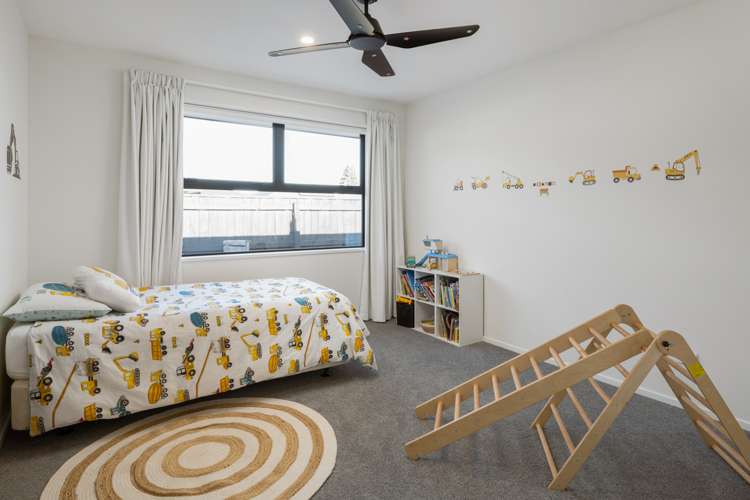 23 Rose Manor Drive Springlands_13