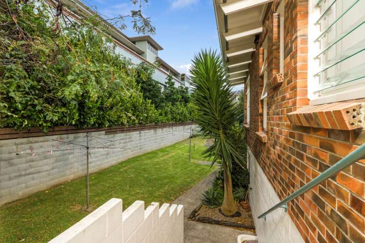 5/10 Blomfield Spa Takapuna_14